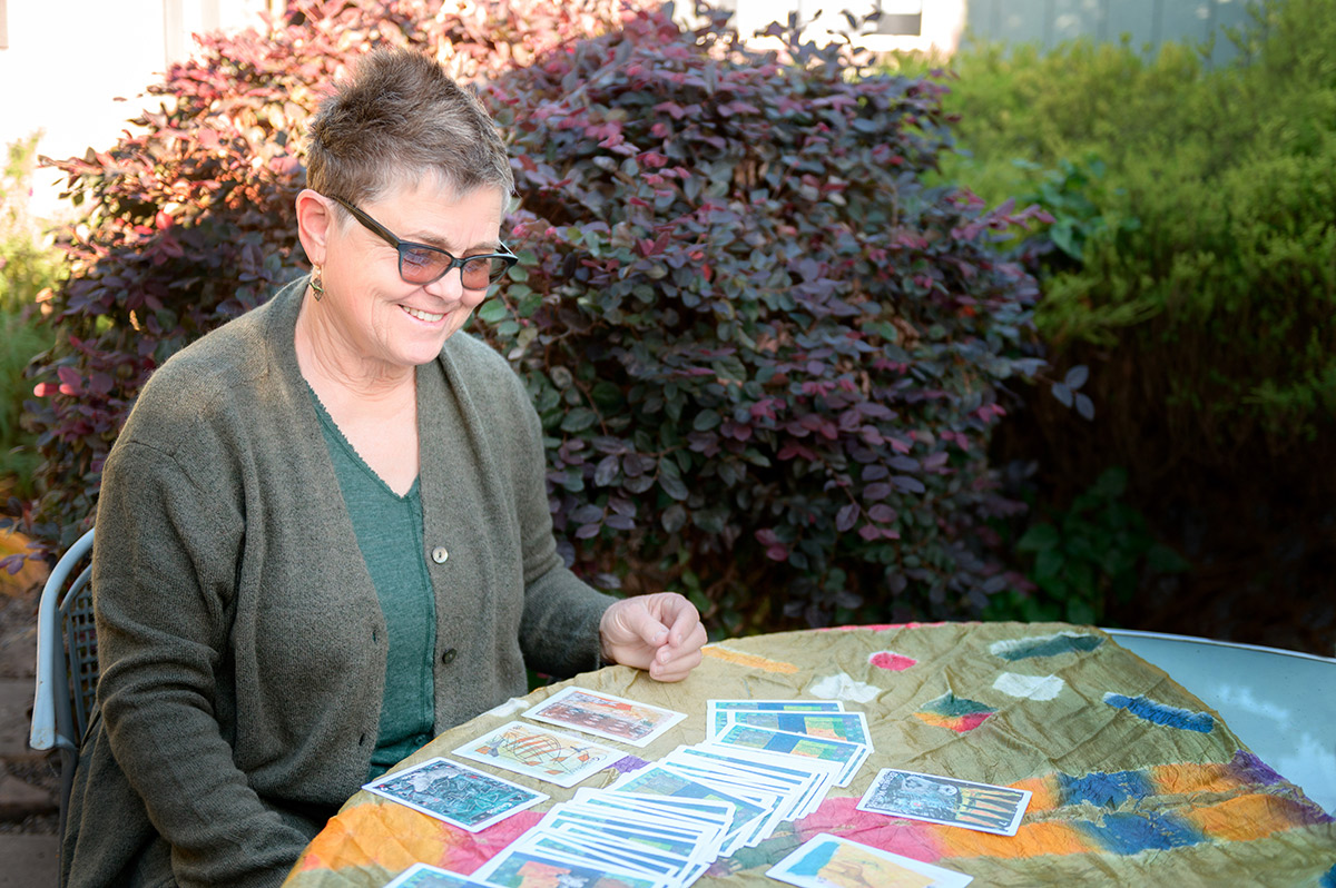 Mel Hofmann With Cards